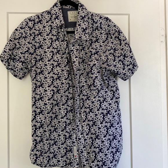 Mens floral button down short sleeve shirt - Picture 1 of 2